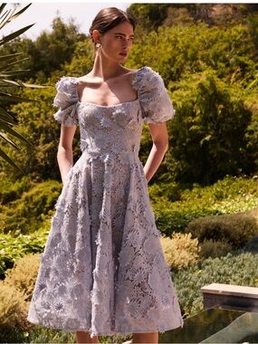 helsi mallory light blue floral lace puff sleeve fit & flare midi dress small